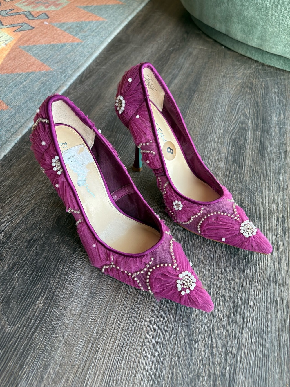 Like New Betsey Johnson Roxie Pumps - Picture 2 of 7